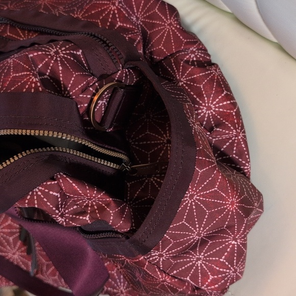 Lululemon Gym To Win Duffel Star Bordeaux - Picture 9 of 14